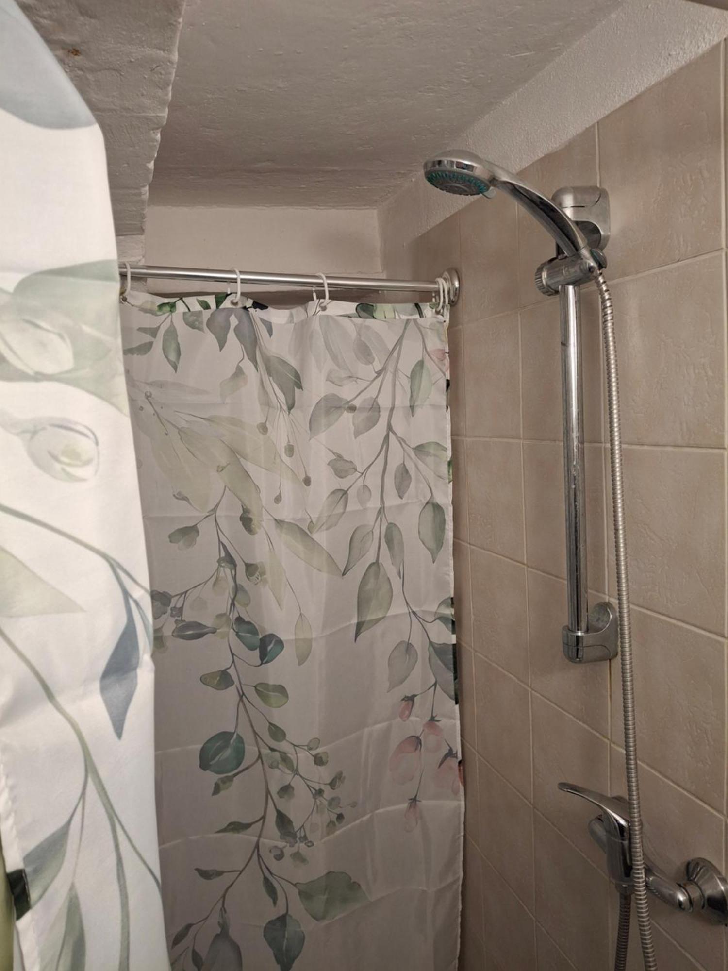 Little House Apartment Gabbro Ngoại thất bức ảnh